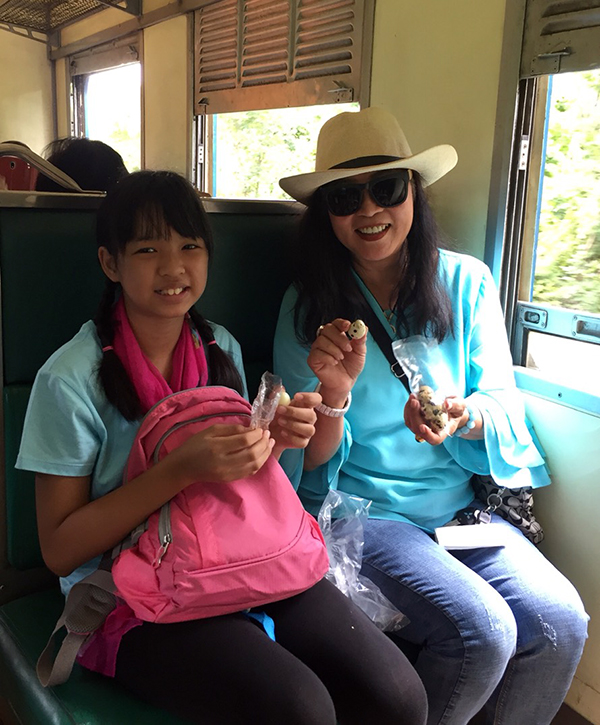 �١��� ���ö� ���駹�� �繤����á ��ǹ�س��� �ͺ㨡Ѻ�蹡�зҵ�� ����բ���⺡��