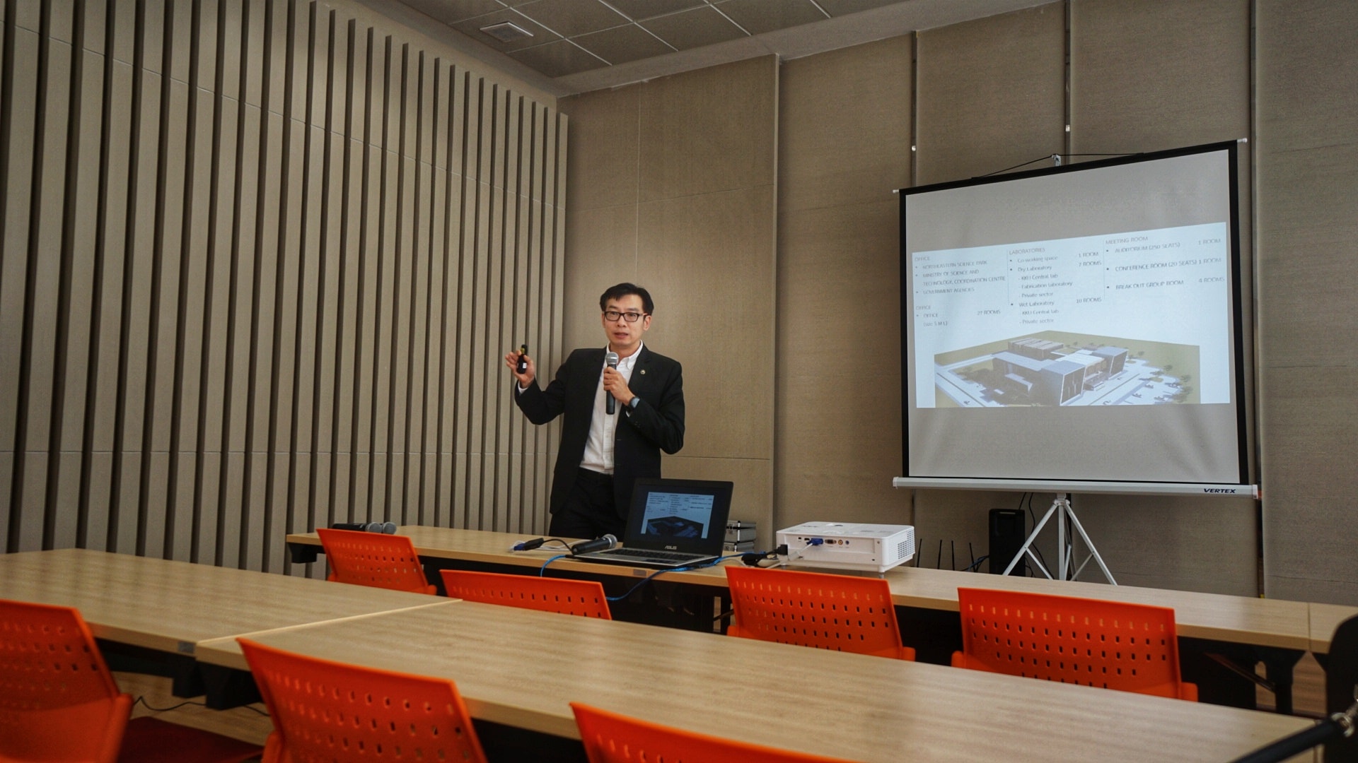 �. ��. ������ �����ҡ�� �ͧ͸ԡ�ú�ս����Ԩ����С�ö��·ʹ෤�����